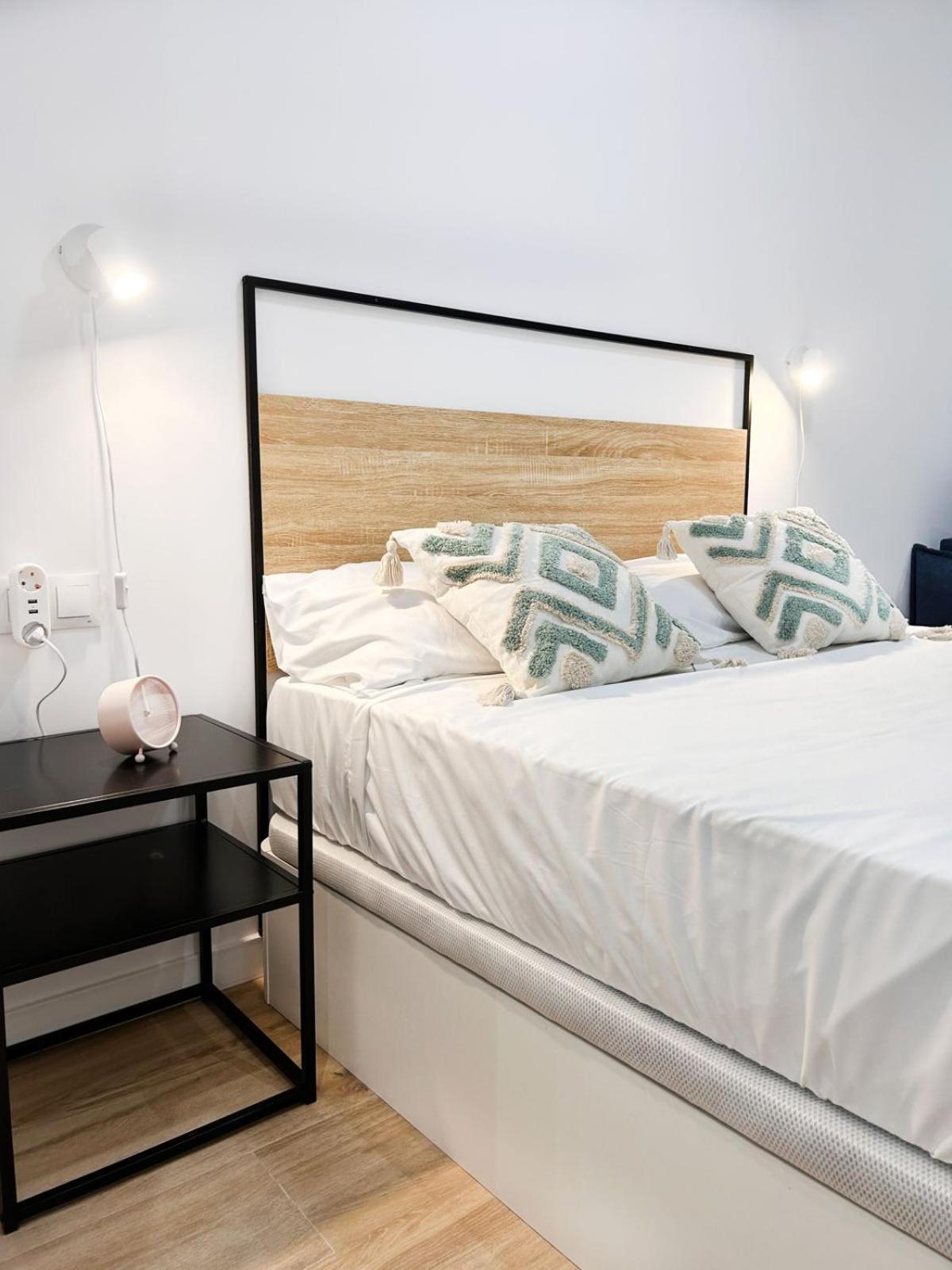 Apartamento Junto A Ruzafa Cerca Del Centro Valenza Esterno foto